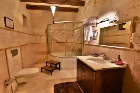 Harman Cave - 181