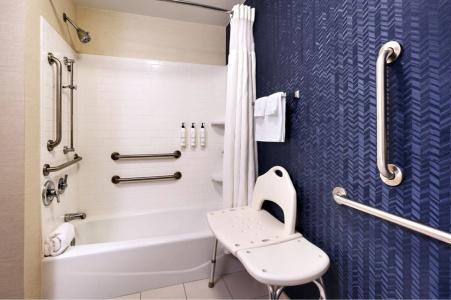 Fairfield Inn & Suites by Marriott Central - 9