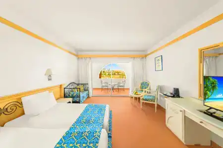 Domina Oasis & Resort - 41