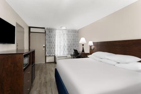 Days Inn by Wyndham Orlando Conv. Center/International Dr - 24