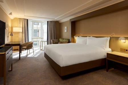 Hilton Vienna Plaza - 4