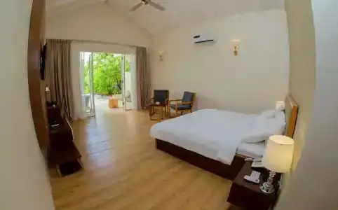 Paradise Hondaafushi Island & Spa - 5