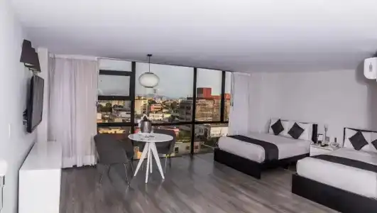 El Ejecutivo by Reforma Avenue - 41