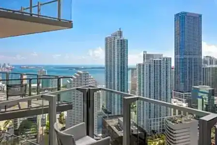 East Miami - 57