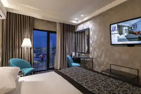 Astor - 62