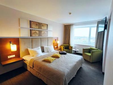 Mercure - 18