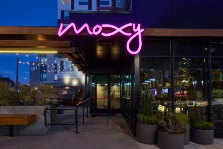 Moxy Denver Cherry Creek - 38