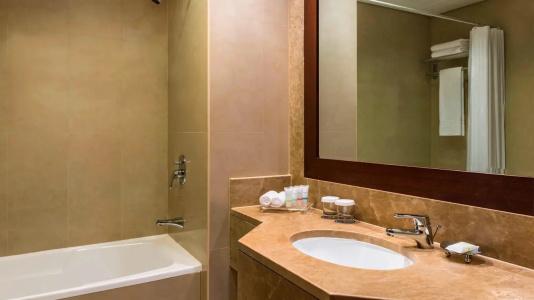 Four Points by Sheraton Sheikh Zayed Road - 55