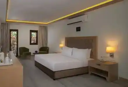 DoubleTree by Hilton Bodrum Marina Vista - 43