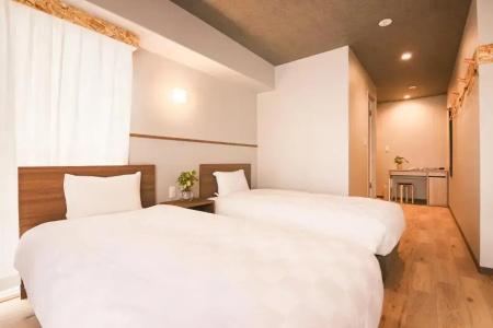 Wayfarer Kyoto Shijo - 2