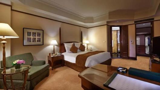 Mandarin Oriental, - 69
