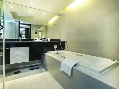 Mercure Gold Al Mina Road Dubai - 13