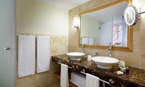 Grand Palladium Palace Resort Spa & Casino - 89