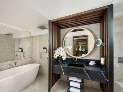 Fairmont Singapore (SG Clean) - 15