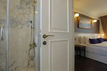Art Nouveau Pera - 23