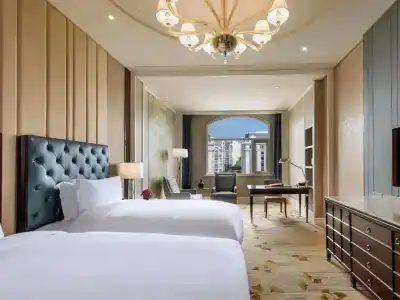 Sofitel Shanghai Hongqiao - 5