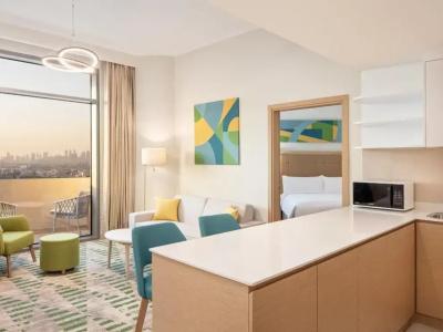 Holiday Inn & Suites Dubai Science Park, An Ihg - 71