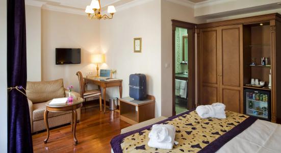 Glk Premier The Home Suites & Spa - 64