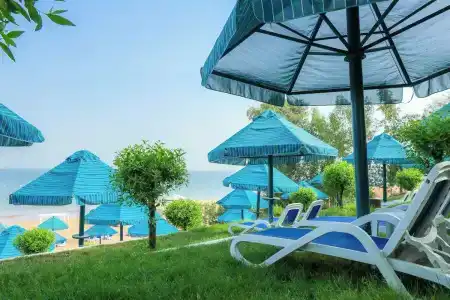 BM Beach Resort - 21
