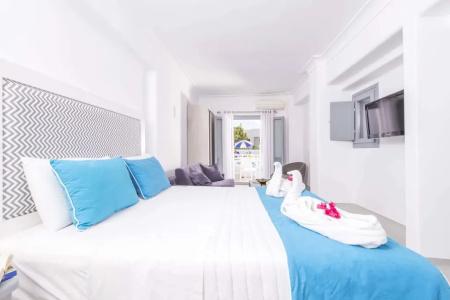 Blue Waves Suites & - 32