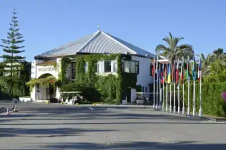 Emelda Sun Club, Ex Simena Sun Club - 1
