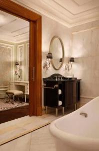 Habtoor Palace Dubai, LXRs & Resorts - 63