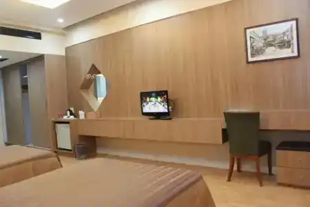 Charoen - 65