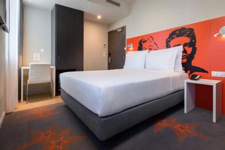 Star inn Lisbon Airport - 32