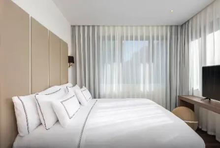 Melia Madrid Serrano - 88