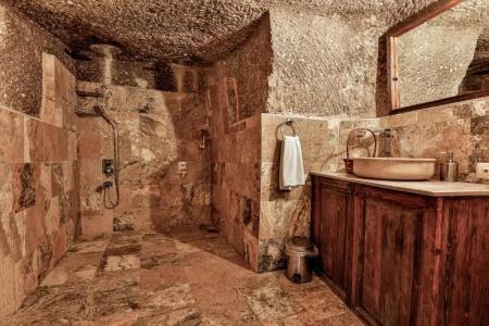 Hidden Cave - 112