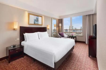 Radisson Blu Shanghai New World - 52