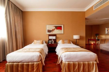 Grand Millennium Dubai - 57