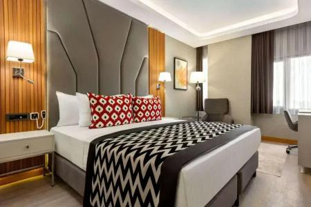 Ramada & Suites by Wyndham Istanbul Sisli - 75