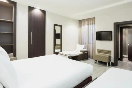 Novotel Madrid Center - 10