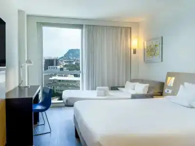 Novotel Barcelona City - 50