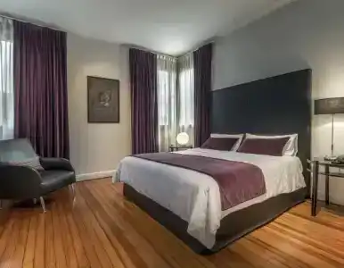 Broadway & Suites - 76