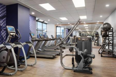 Deltas by Marriott Virginia Beach Bayfront Suites - 15