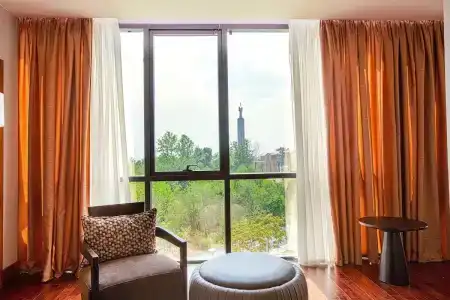 Radisson Blu - 48