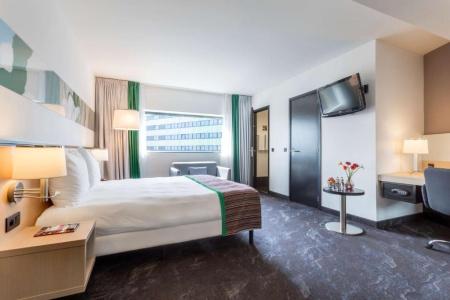 Park Inn by Radisson Leuven - 11