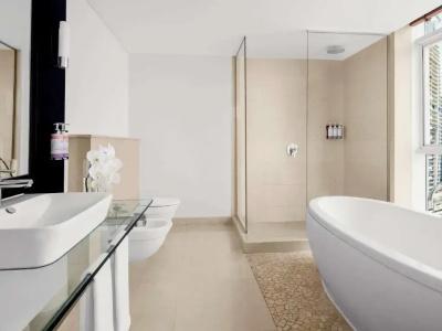 Mövenpick Jumeirah Lakes Towers Dubai - 65