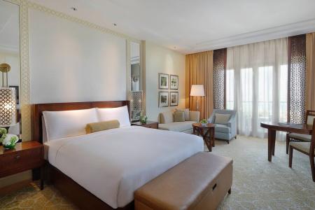 The Ritz-Carlton - 77