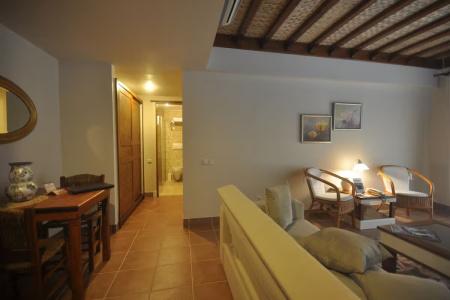 El Vino & Suites - 43