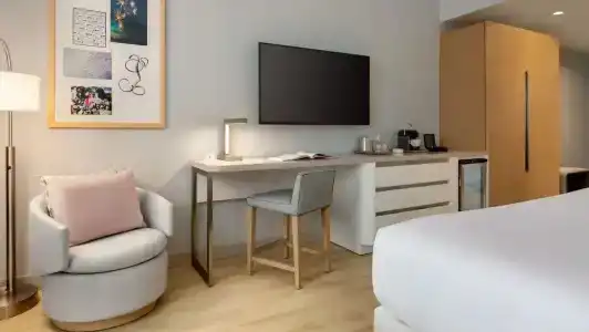 Radisson Blu Anaheim - 43