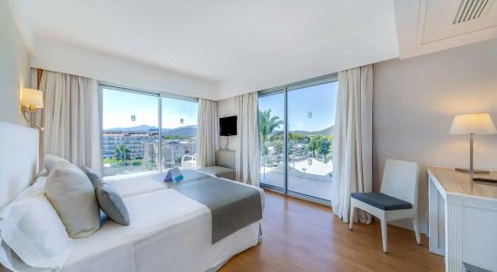 Playa Esperanza Suites - 52