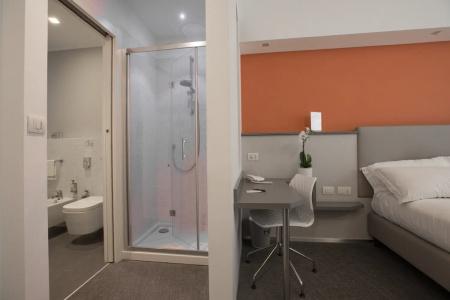Executive Inn Boutique - 35