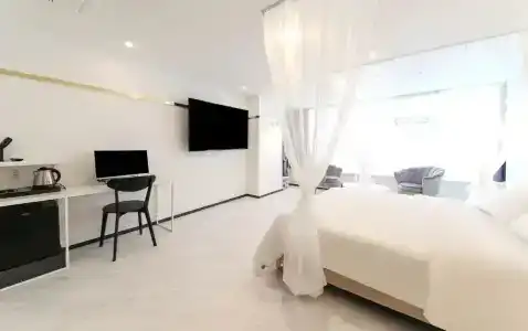 Brown-Dot Songdo - 36