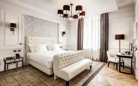 Splendide Royal - Small Luxury Hotels of the World - 81