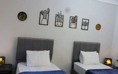7 Pyramids Guest House - 38