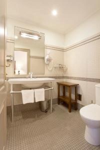 Iron Gate & Suites - 78