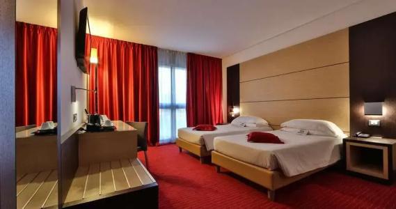 Best Western Plus Galileo Padova - 59